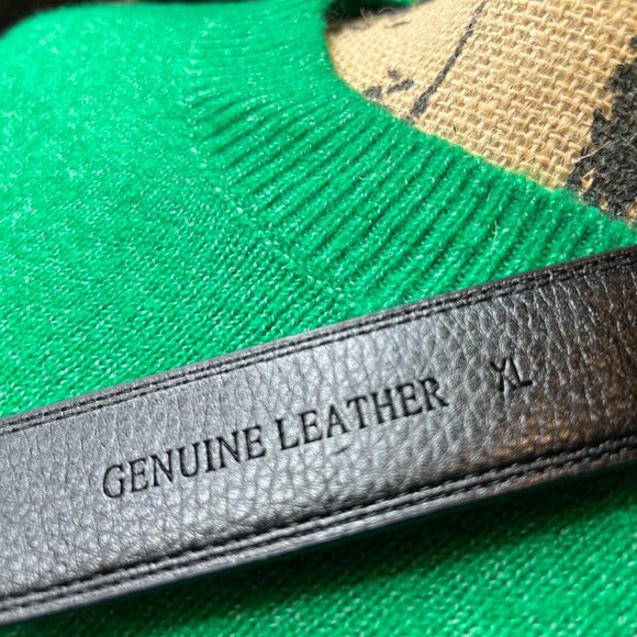 Women's Ford Mustang Running Horse Logo Size XL Black Genuine Leather Belt - Picture 4 of 4